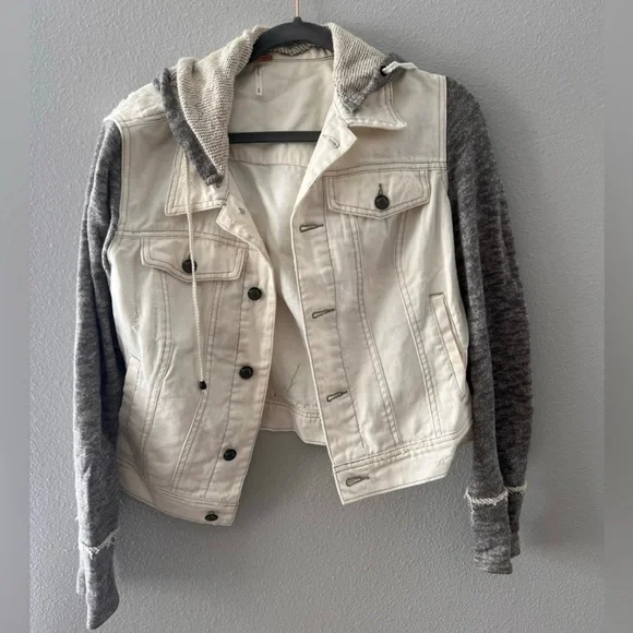 Free People Denim hoodie jacket - Picture 3 of 6